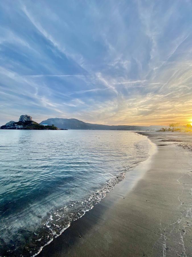 Casa Di Somnia Luxury Suites And Villas Marmári Kültér fotó